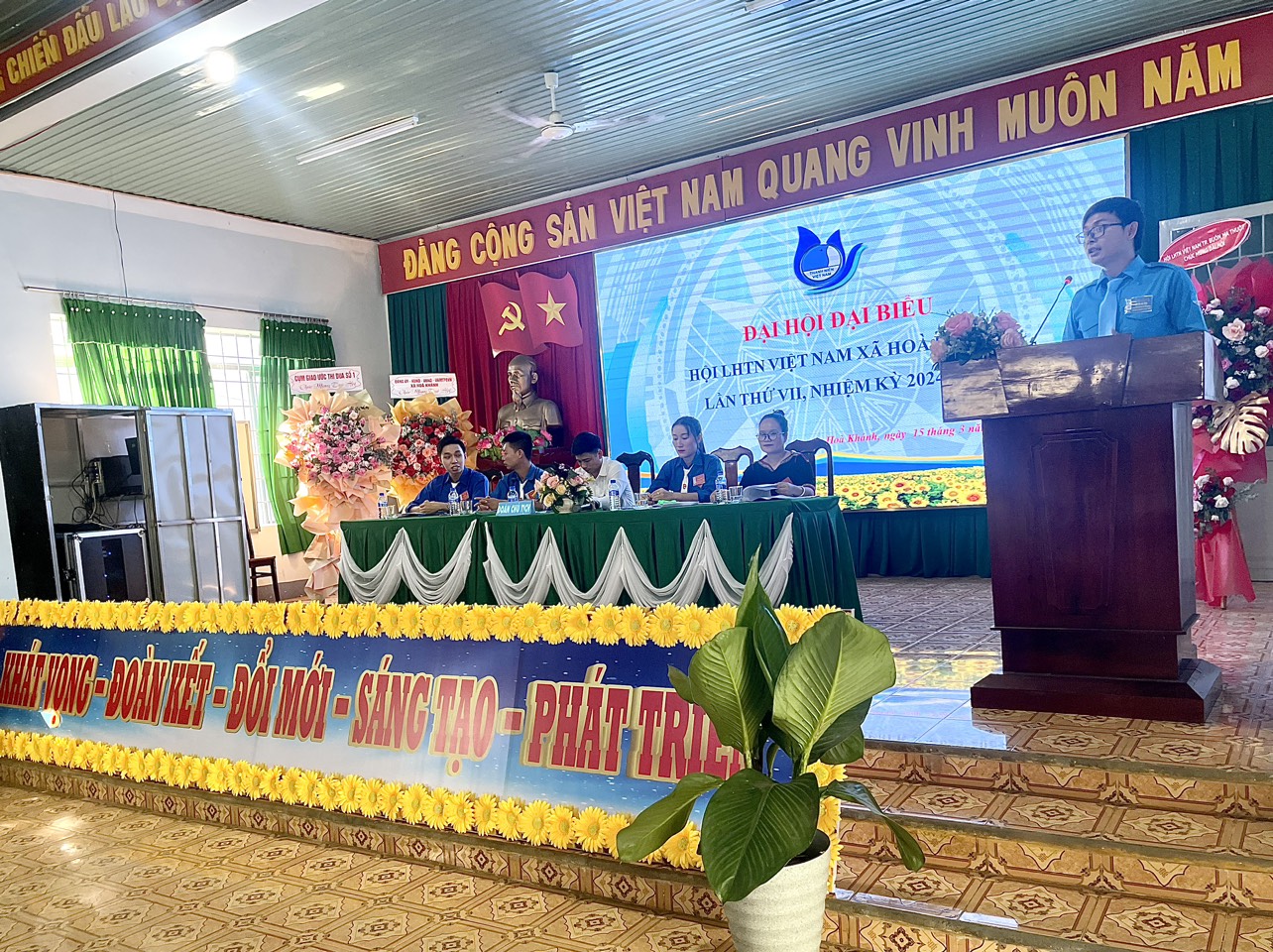 lanh dạo
